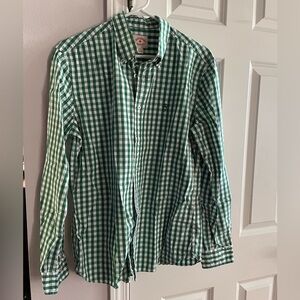 NWOT Brooks Brothers Red Fleece Brand Men’s long sleeve button down shirt.